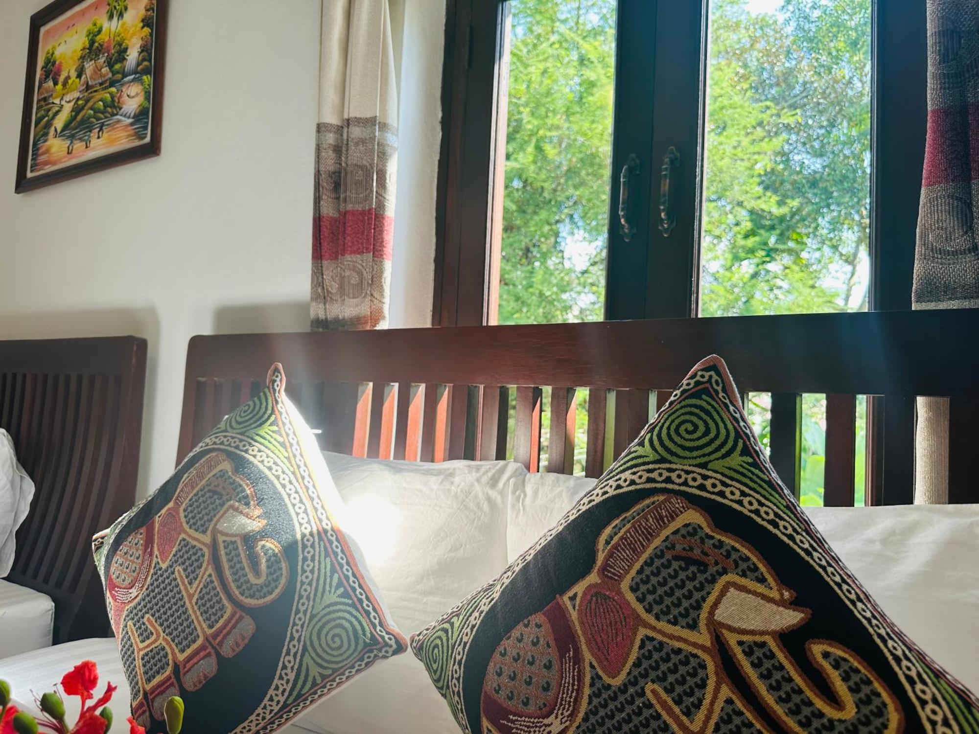 Thatsaphone Hotel Luang Prabang Bagian luar foto