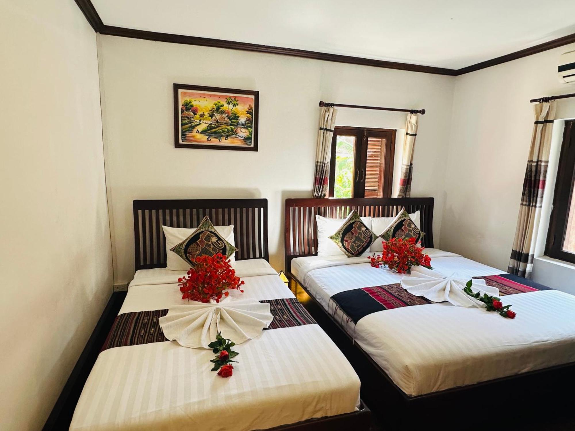Thatsaphone Hotel Luang Prabang Bagian luar foto