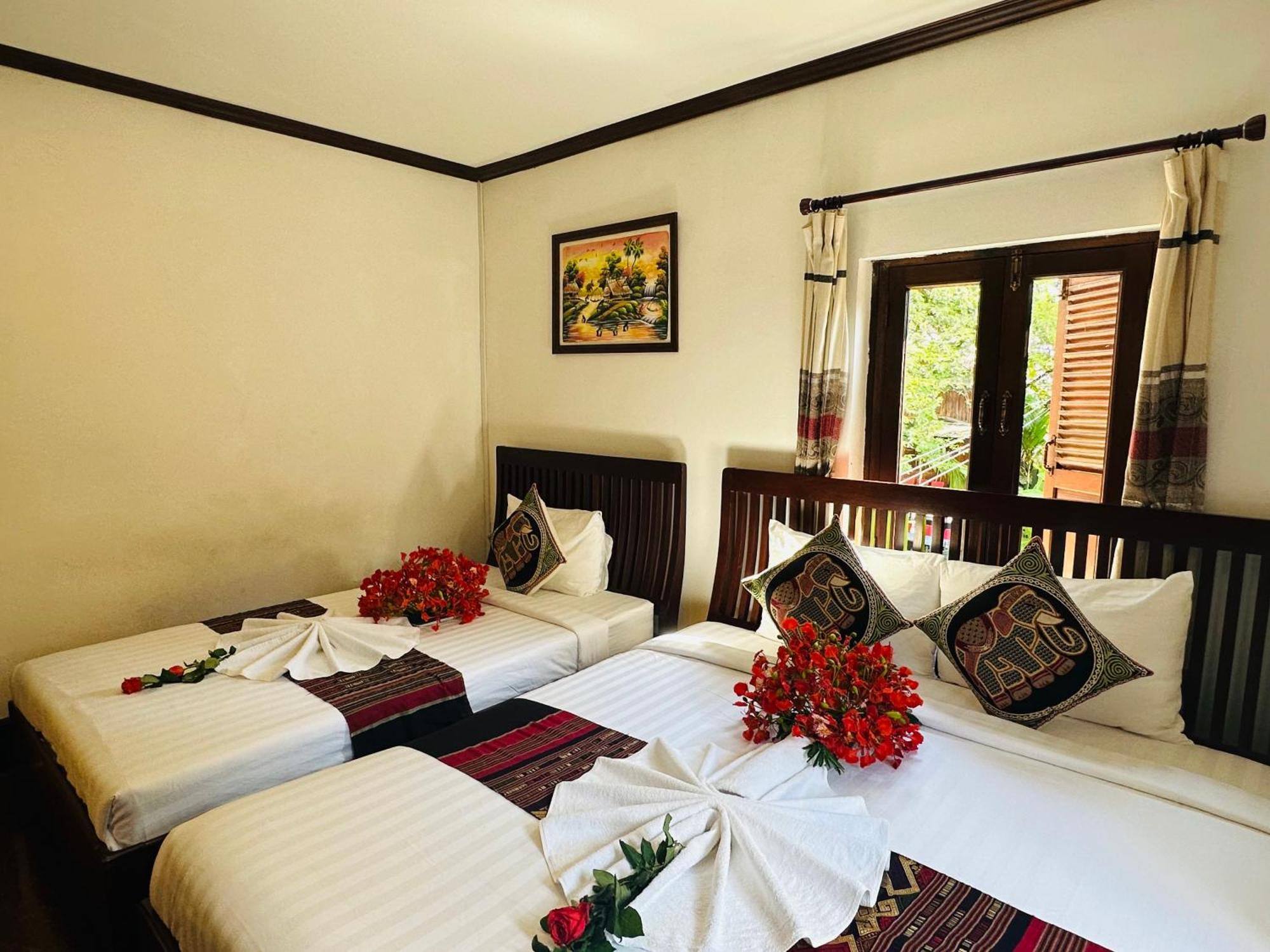 Thatsaphone Hotel Luang Prabang Bagian luar foto